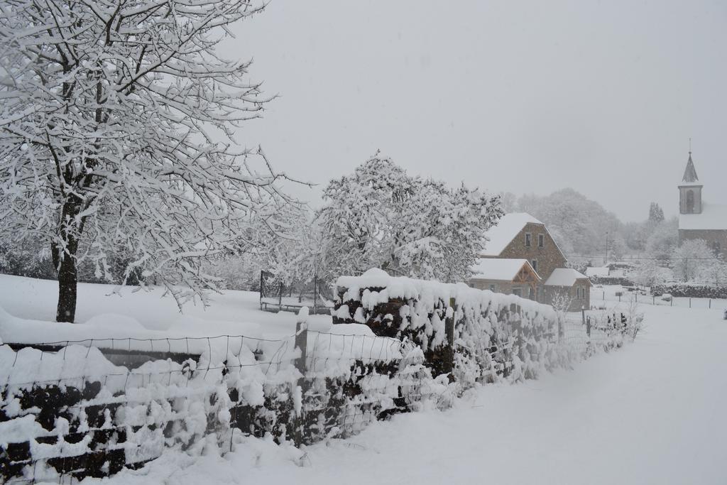 Gite La Clef Des Champs Libin Exterior foto